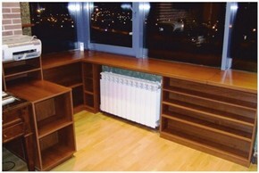 Мебель для лоджии на заказ фото 621- многофункциональный кабинет на балконе
